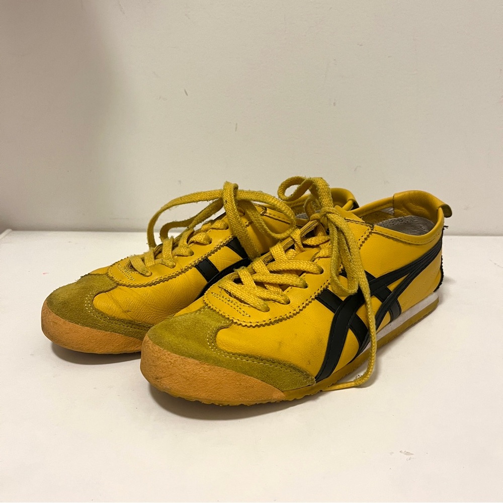 Onitsuka Tiger by Asics Yellow and Black Sneakers, Size 7.5